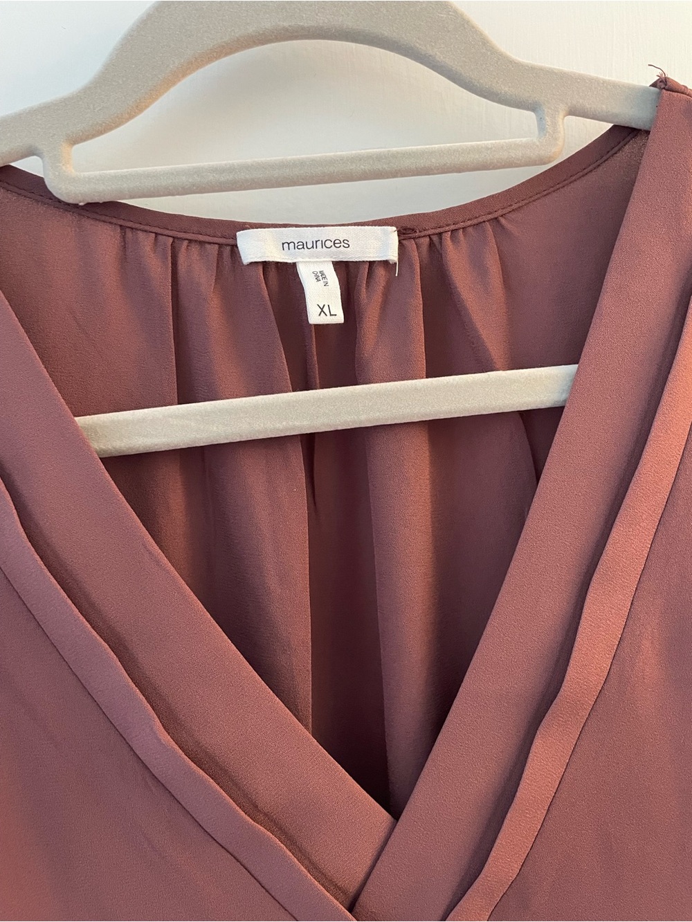 Maurices Dusty Mauve V-Neck Sleeveless Camisole - Picture 2 of 4